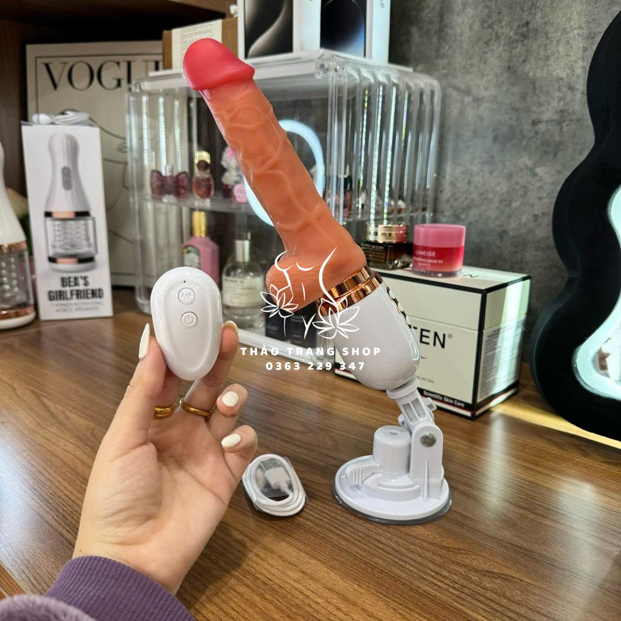 Dương vật giả đa năng rung thụt phát nhiệt điều khiển từ xa