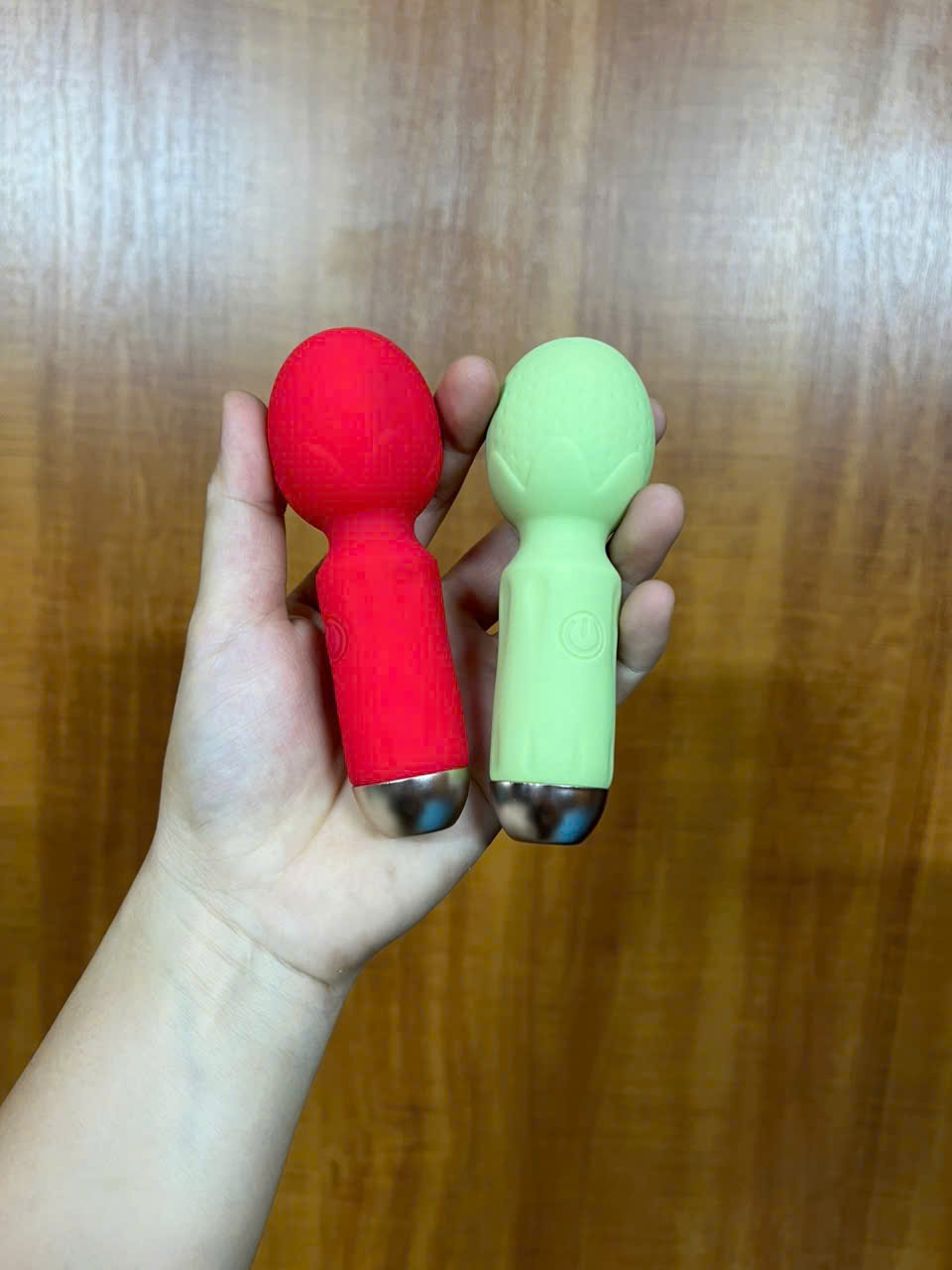 Chày rung ngụy trang dâu tây massage mini 10 chế độ