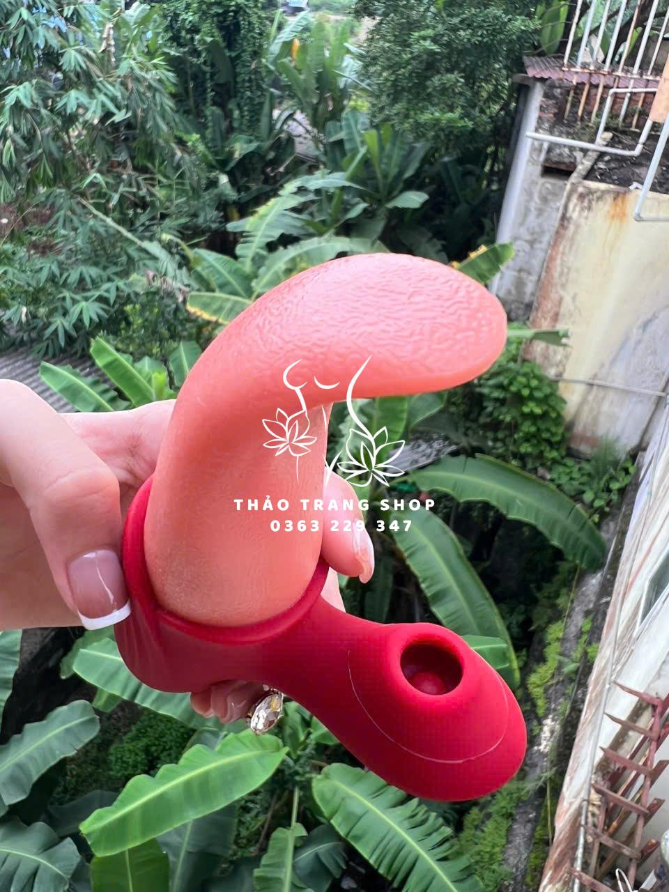 Lưỡi liếm rung bú hút hột le Amy - Ảnh 2