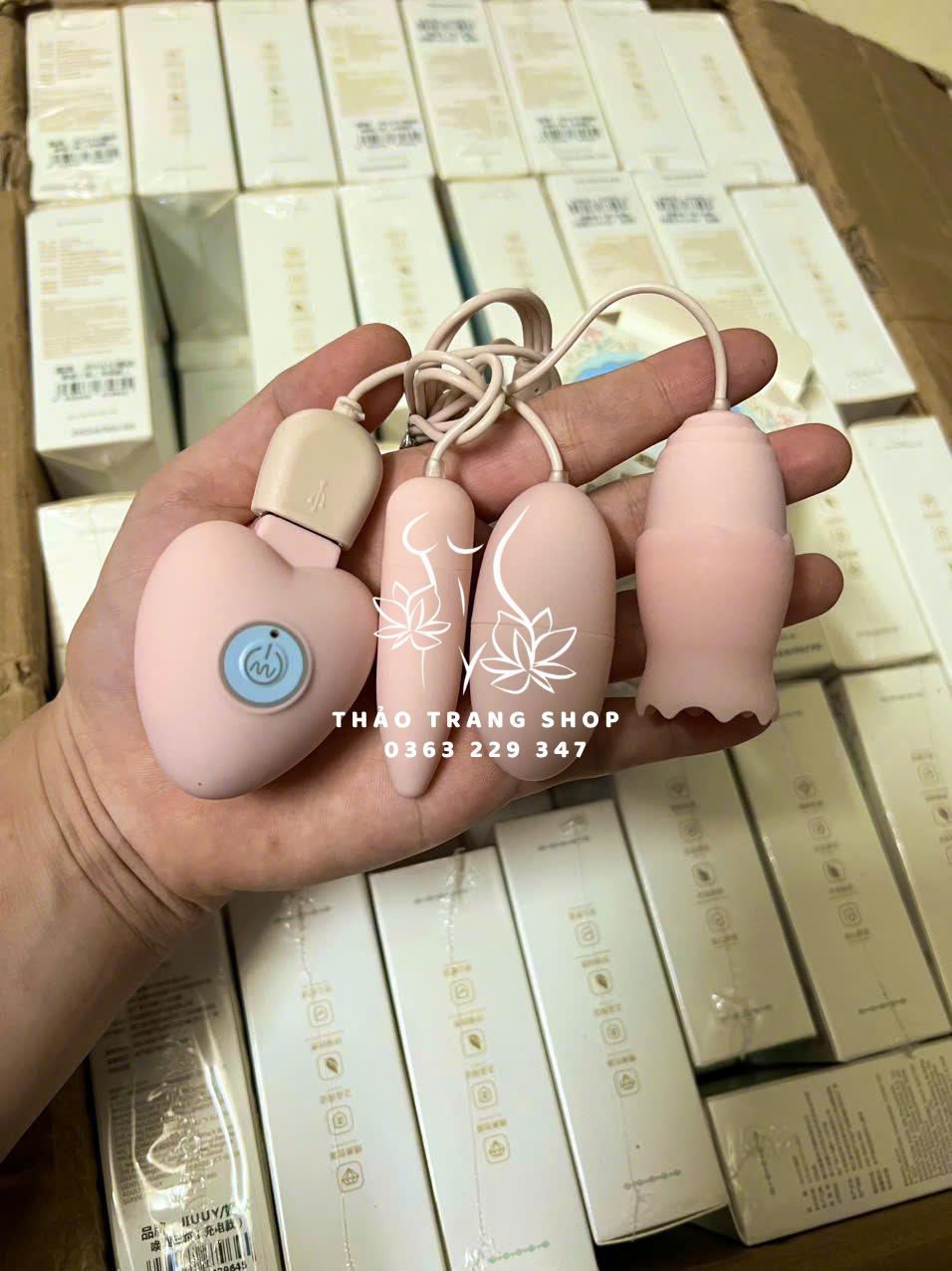 Trứng rung tình yêu 3 đầu (2 đầu rung, 1 đầu lưỡi)