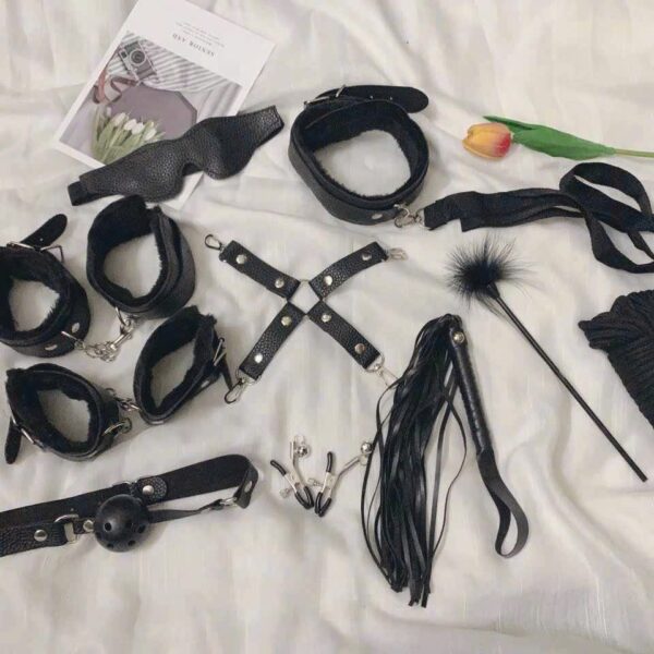 Bộ đồ chơi SM 18+ gồm 11 món, 3 màu đen đỏ hồng